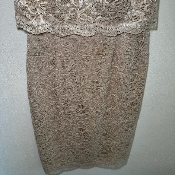 Betsey Johnson VINTAGE Gold Lace Dress Size 2 - Picture 4 of 10